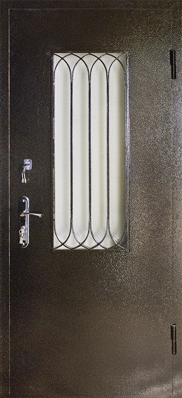 Дверь металлическая Уголковая, вид с внешней стороны